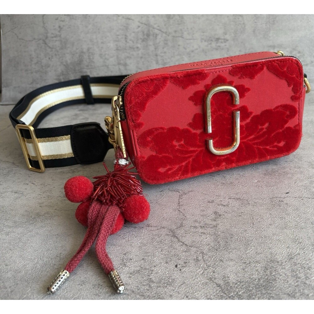$559 MARC JACOBS Damask Snapshot Crossbody Leather Camera bag Red Velvet